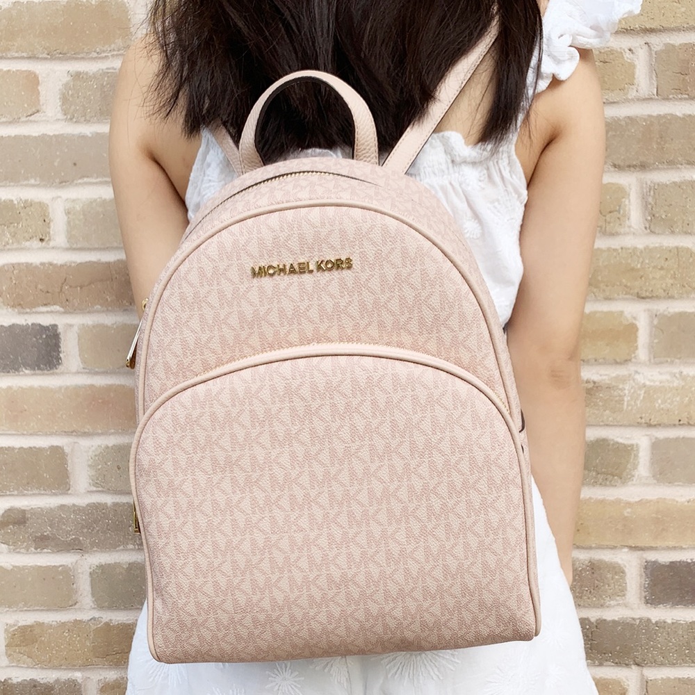 ‼️SALE‼️ 👜💕-Michael Kors Backpack MK - Picture 3 of 5